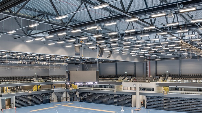 阿莱格里31场米兰和都灵德比取胜19场，仅输5场